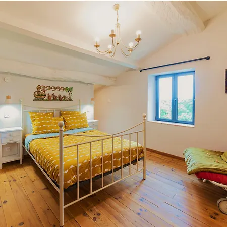 Gites Au Domaine De Baubiac Corconne Room photo